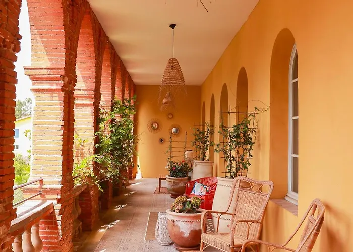 Maison Arcades 1 Bed & Breakfast