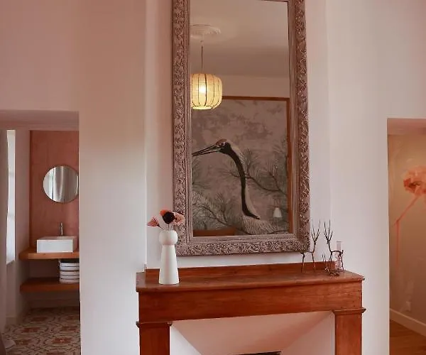 Maison Arcades 1 Bed and Breakfast